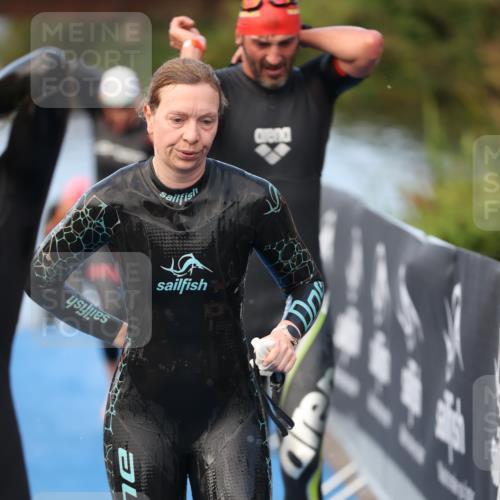 25.08.2024 - Elbe Triathlon Hamburg H.Heesch http://msf.ph/oto/6845378 25.08.2024 08:47:38 Schwimmen 119, 122, 130, 136, 137, 144, 165, 181, 185, 194 meine-sportfotos.de