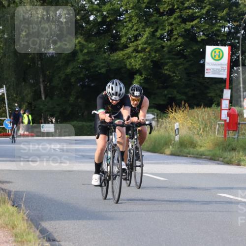 25.08.2024 - Elbe Triathlon Hamburg Fuchs,  Jonas http://msf.ph/oto/6845380 25.08.2024 09:47:59 Radfahren 424, 356, 304, 350, 125, 182, 423 meine-sportfotos.de