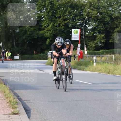 25.08.2024 - Elbe Triathlon Hamburg Fuchs,  Jonas http://msf.ph/oto/6845393 25.08.2024 09:48:00 Radfahren 424, 356, 304, 350, 125, 182, 423, 523 meine-sportfotos.de