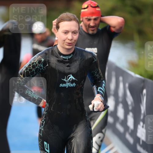 25.08.2024 - Elbe Triathlon Hamburg H.Heesch http://msf.ph/oto/6845396 25.08.2024 08:47:38 Schwimmen 119, 122, 130, 136, 137, 144, 165, 181, 185, 194 meine-sportfotos.de