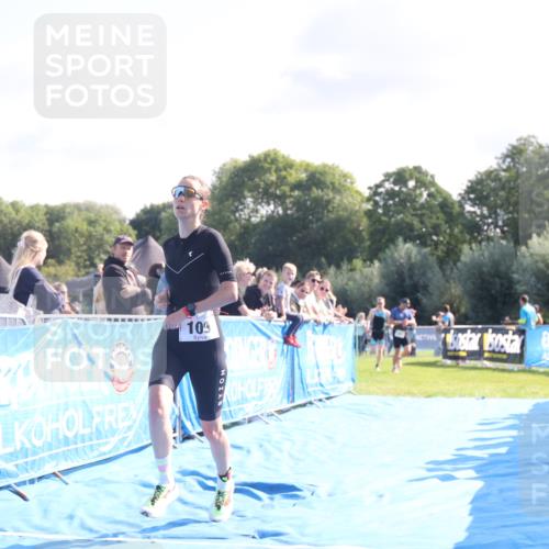25.08.2024 - Elbe Triathlon Hamburg H.Heesch http://msf.ph/oto/6845417 25.08.2024 10:37:20 Ziel 109, 190, 229 meine-sportfotos.de