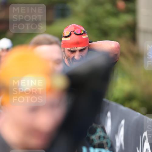 25.08.2024 - Elbe Triathlon Hamburg H.Heesch http://msf.ph/oto/6845434 25.08.2024 08:47:39 Schwimmen 119, 122, 130, 136, 137, 144, 165, 181, 185, 194 meine-sportfotos.de