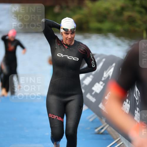 25.08.2024 - Elbe Triathlon Hamburg H.Heesch http://msf.ph/oto/6845444 25.08.2024 08:47:40 Schwimmen 119, 122, 130, 136, 137, 144, 165, 181, 185, 194 meine-sportfotos.de
