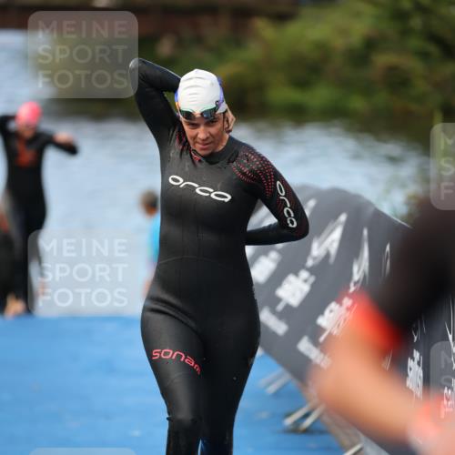 25.08.2024 - Elbe Triathlon Hamburg H.Heesch http://msf.ph/oto/6845456 25.08.2024 08:47:40 Schwimmen 119, 122, 130, 136, 137, 144, 165, 181, 185, 194 meine-sportfotos.de