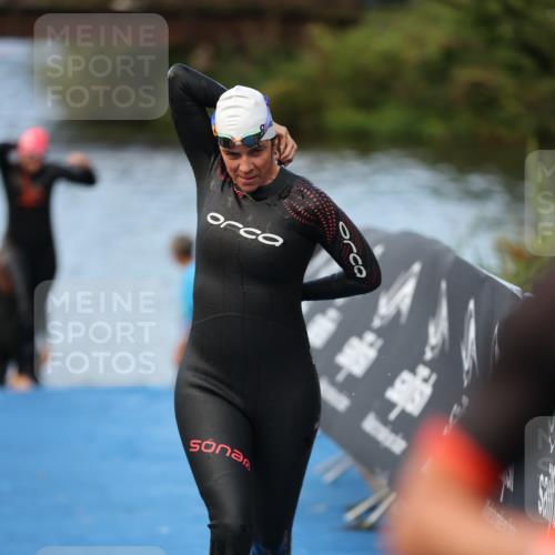 25.08.2024 - Elbe Triathlon Hamburg H.Heesch http://msf.ph/oto/6845461 25.08.2024 08:47:41 Schwimmen 119, 122, 130, 136, 137, 144, 165, 181, 185, 194 meine-sportfotos.de