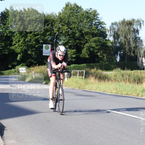 25.08.2024 - Elbe Triathlon Hamburg Fuchs,  Jonas http://msf.ph/oto/6845464 25.08.2024 09:06:38 Radfahren 40, 62, 172 meine-sportfotos.de