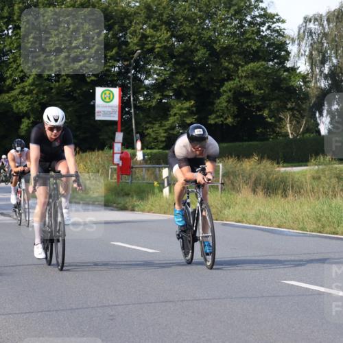 25.08.2024 - Elbe Triathlon Hamburg Fuchs,  Jonas http://msf.ph/oto/6845479 25.08.2024 09:48:11 Radfahren 523, 440, 500, 204, 397, 156 meine-sportfotos.de