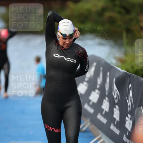 25.08.2024 - Elbe Triathlon Hamburg H.Heesch http://msf.ph/oto/6845486 25.08.2024 08:47:41 Schwimmen 119, 122, 130, 136, 137, 144, 165, 181, 185, 194 meine-sportfotos.de