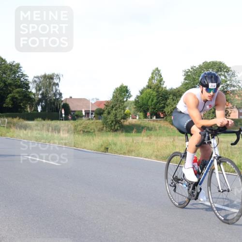 25.08.2024 - Elbe Triathlon Hamburg Fuchs,  Jonas http://msf.ph/oto/6845529 25.08.2024 09:48:13 Radfahren 440, 500, 204, 397, 156, 323, 499 meine-sportfotos.de