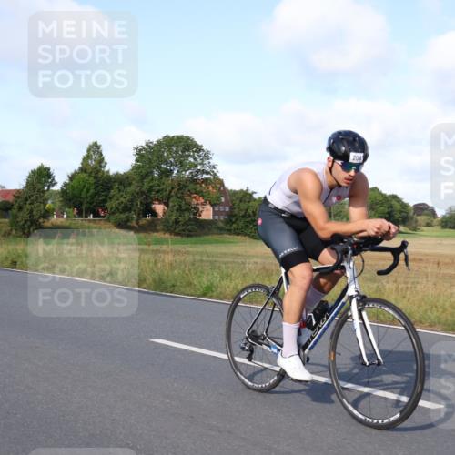 25.08.2024 - Elbe Triathlon Hamburg Fuchs,  Jonas http://msf.ph/oto/6845534 25.08.2024 09:48:14 Radfahren 440, 500, 204, 397, 156, 323, 499 meine-sportfotos.de
