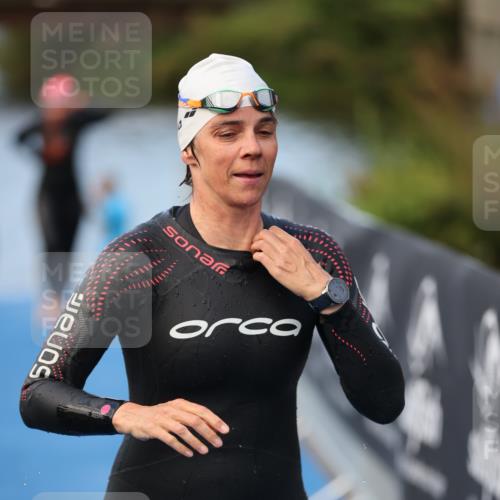 25.08.2024 - Elbe Triathlon Hamburg H.Heesch http://msf.ph/oto/6845540 25.08.2024 08:47:43 Schwimmen 119, 122, 130, 136, 137, 144, 165, 181, 185 meine-sportfotos.de