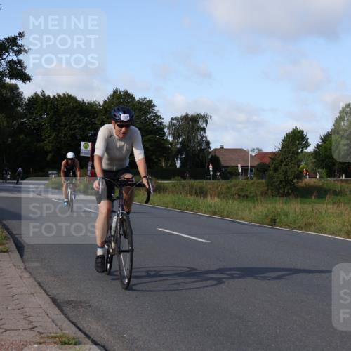 25.08.2024 - Elbe Triathlon Hamburg Fuchs,  Jonas http://msf.ph/oto/6845552 25.08.2024 09:48:14 Radfahren 440, 500, 204, 397, 156, 323, 499 meine-sportfotos.de