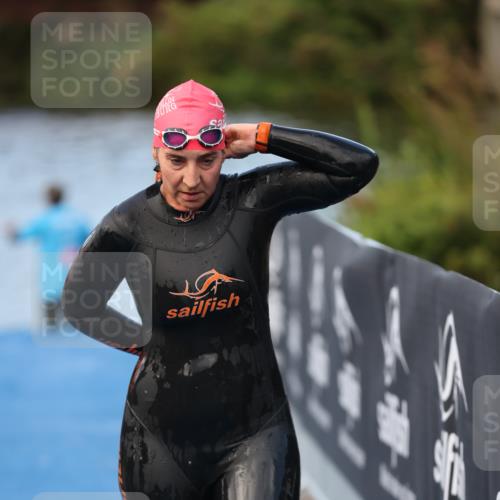 25.08.2024 - Elbe Triathlon Hamburg H.Heesch http://msf.ph/oto/6845561 25.08.2024 08:47:49 Schwimmen 119, 122, 130, 136, 137, 144, 165, 181, 185 meine-sportfotos.de