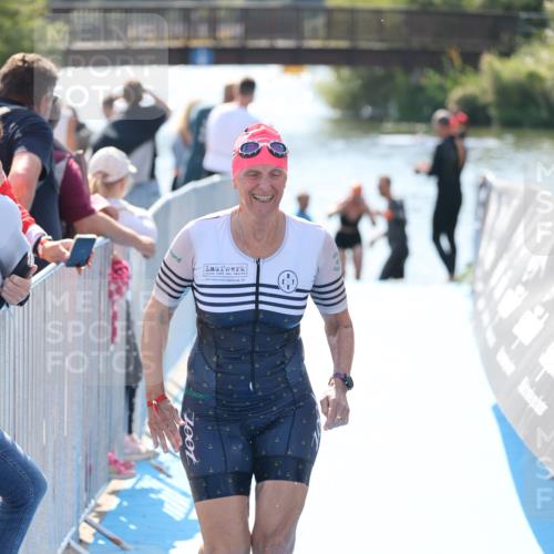25.08.2024 - Elbe Triathlon Hamburg H.Heesch http://msf.ph/oto/6845562 25.08.2024 14:44:11 Schwimmen  meine-sportfotos.de