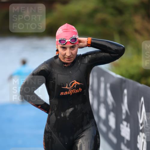 25.08.2024 - Elbe Triathlon Hamburg H.Heesch http://msf.ph/oto/6845570 25.08.2024 08:47:49 Schwimmen 119, 122, 130, 136, 137, 144, 165, 181, 185 meine-sportfotos.de