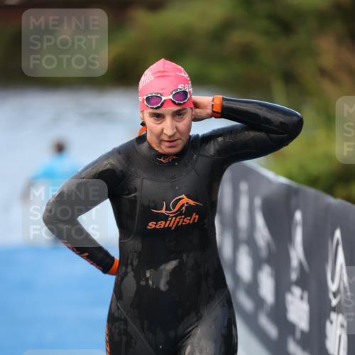 25.08.2024 - Elbe Triathlon Hamburg H.Heesch http://msf.ph/oto/6845576 25.08.2024 08:47:49 Schwimmen 119, 122, 130, 136, 137, 144, 165, 181, 185 meine-sportfotos.de