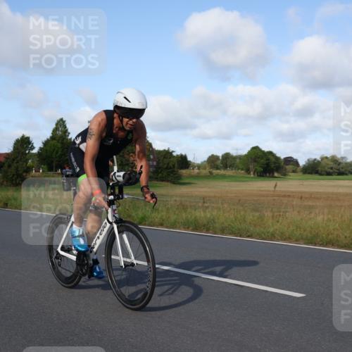25.08.2024 - Elbe Triathlon Hamburg Fuchs,  Jonas http://msf.ph/oto/6845577 25.08.2024 09:48:16 Radfahren 440, 500, 204, 397, 156, 323, 499, 491, 393 meine-sportfotos.de