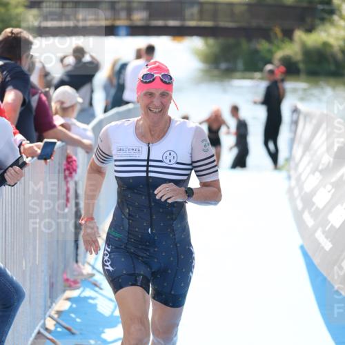 25.08.2024 - Elbe Triathlon Hamburg H.Heesch http://msf.ph/oto/6845579 25.08.2024 14:44:11 Schwimmen  meine-sportfotos.de