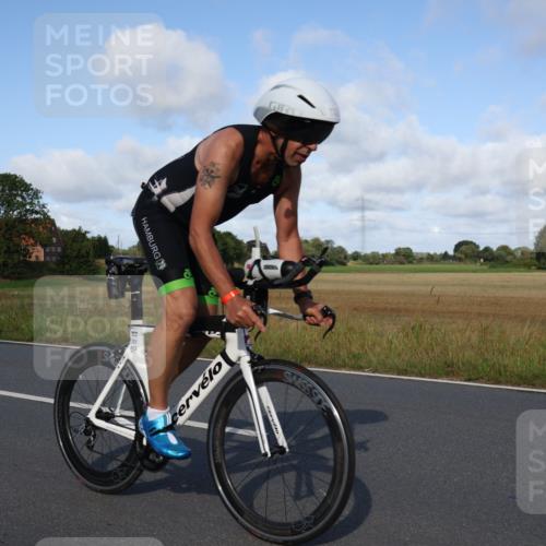 25.08.2024 - Elbe Triathlon Hamburg Fuchs,  Jonas http://msf.ph/oto/6845582 25.08.2024 09:48:16 Radfahren 440, 500, 204, 397, 156, 323, 499, 491, 393 meine-sportfotos.de