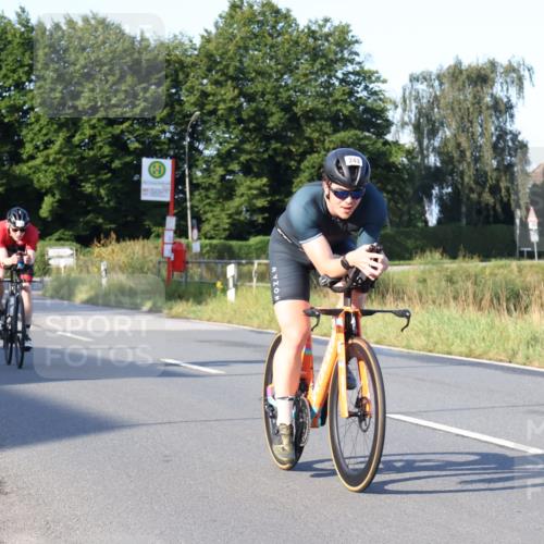25.08.2024 - Elbe Triathlon Hamburg Fuchs,  Jonas http://msf.ph/oto/6845584 25.08.2024 09:06:56 Radfahren 80, 243, 79, 262 meine-sportfotos.de