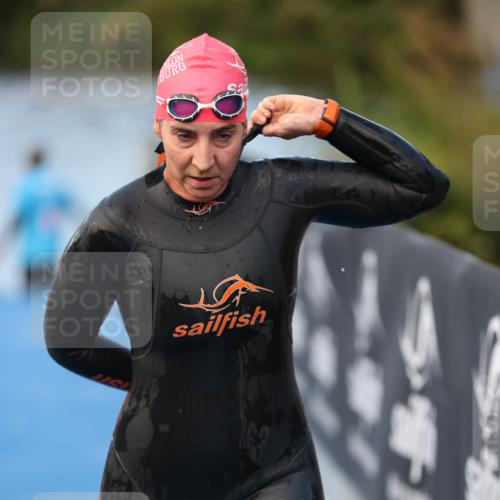 25.08.2024 - Elbe Triathlon Hamburg H.Heesch http://msf.ph/oto/6845585 25.08.2024 08:47:49 Schwimmen 119, 122, 130, 136, 137, 144, 165, 181, 185 meine-sportfotos.de
