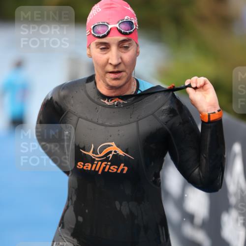 25.08.2024 - Elbe Triathlon Hamburg H.Heesch http://msf.ph/oto/6845630 25.08.2024 08:47:50 Schwimmen 119, 130, 136, 137, 144, 181, 185 meine-sportfotos.de