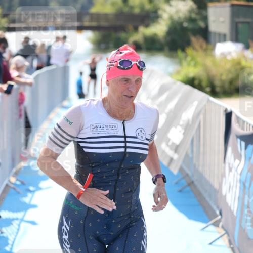 25.08.2024 - Elbe Triathlon Hamburg H.Heesch http://msf.ph/oto/6845662 25.08.2024 14:44:12 Schwimmen  meine-sportfotos.de