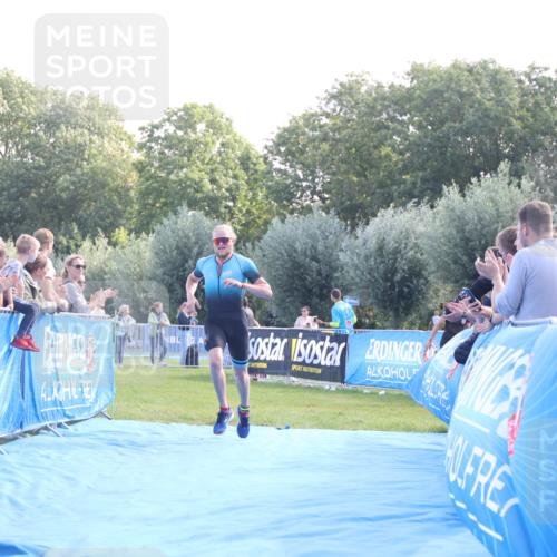 25.08.2024 - Elbe Triathlon Hamburg H.Heesch http://msf.ph/oto/6845669 25.08.2024 10:37:54 Ziel 167 meine-sportfotos.de