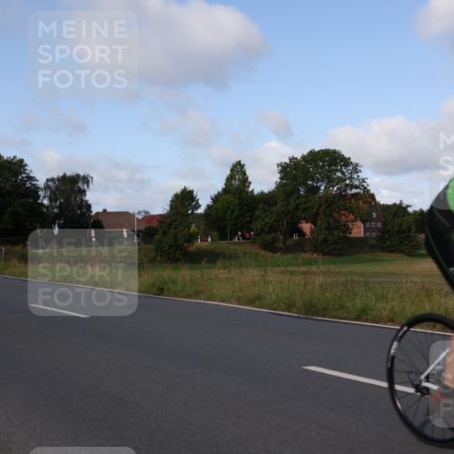 25.08.2024 - Elbe Triathlon Hamburg Fuchs,  Jonas http://msf.ph/oto/6845671 25.08.2024 09:48:24 Radfahren 323, 499, 491, 393, 203, 517, 366, 549 meine-sportfotos.de
