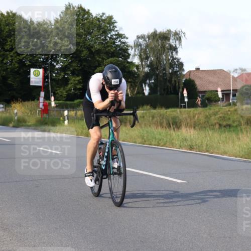 25.08.2024 - Elbe Triathlon Hamburg Fuchs,  Jonas http://msf.ph/oto/6845682 25.08.2024 09:48:25 Radfahren 491, 393, 203, 517, 366, 549 meine-sportfotos.de
