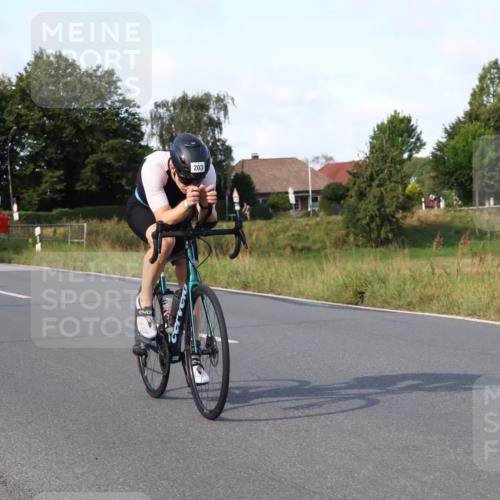 25.08.2024 - Elbe Triathlon Hamburg Fuchs,  Jonas http://msf.ph/oto/6845688 25.08.2024 09:48:25 Radfahren 491, 393, 203, 517, 366, 549 meine-sportfotos.de