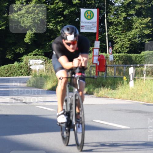 25.08.2024 - Elbe Triathlon Hamburg Fuchs,  Jonas http://msf.ph/oto/6845701 25.08.2024 09:07:07 Radfahren 262, 313, 245 meine-sportfotos.de