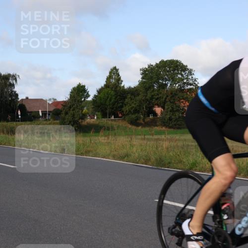25.08.2024 - Elbe Triathlon Hamburg Fuchs,  Jonas http://msf.ph/oto/6845704 25.08.2024 09:48:26 Radfahren 491, 393, 203, 517, 366, 549 meine-sportfotos.de