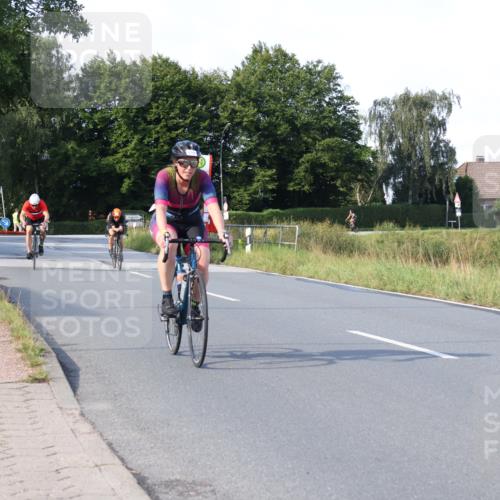 25.08.2024 - Elbe Triathlon Hamburg Fuchs,  Jonas http://msf.ph/oto/6845716 25.08.2024 09:48:27 Radfahren 491, 393, 203, 517, 366, 549 meine-sportfotos.de