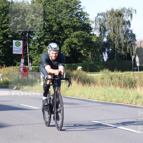 25.08.2024 - Elbe Triathlon Hamburg Fuchs,  Jonas http://msf.ph/oto/6845733 25.08.2024 09:07:09 Radfahren 313, 245 meine-sportfotos.de