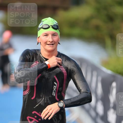 25.08.2024 - Elbe Triathlon Hamburg H.Heesch http://msf.ph/oto/6845804 25.08.2024 08:48:43 Schwimmen 114, 133, 143, 170 meine-sportfotos.de