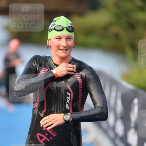 25.08.2024 - Elbe Triathlon Hamburg H.Heesch http://msf.ph/oto/6845819 25.08.2024 08:48:44 Schwimmen 114, 133, 143, 170 meine-sportfotos.de