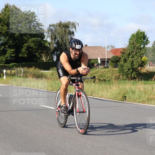 25.08.2024 - Elbe Triathlon Hamburg Fuchs,  Jonas http://msf.ph/oto/6845829 25.08.2024 09:48:35 Radfahren 352, 472, 127, 478, 311, 147 meine-sportfotos.de