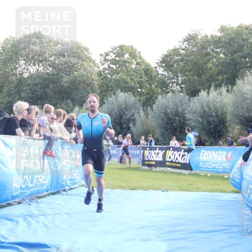 25.08.2024 - Elbe Triathlon Hamburg H.Heesch http://msf.ph/oto/6845831 25.08.2024 10:38:03 Ziel 160, 167 meine-sportfotos.de