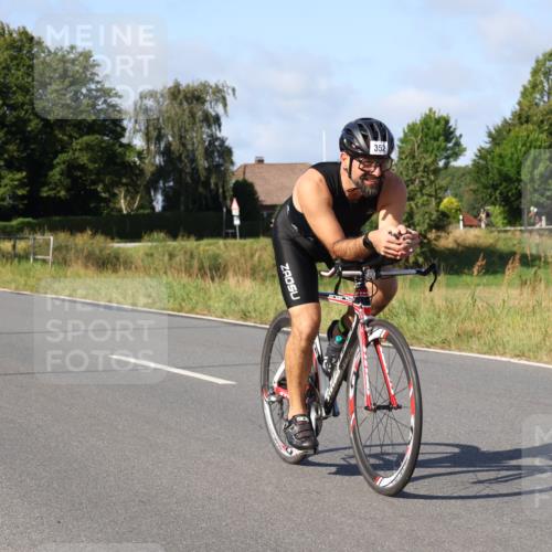 25.08.2024 - Elbe Triathlon Hamburg Fuchs,  Jonas http://msf.ph/oto/6845836 25.08.2024 09:48:35 Radfahren 352, 472, 127, 478, 311, 147 meine-sportfotos.de