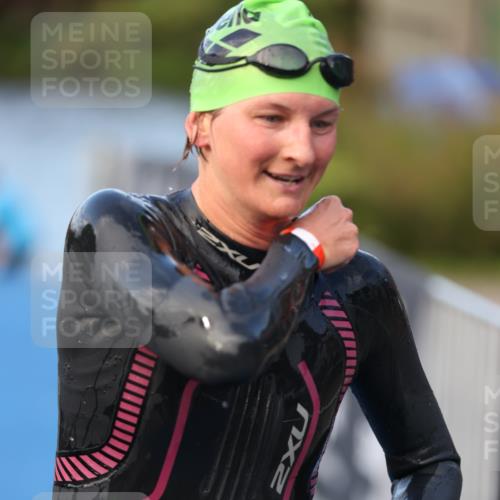 25.08.2024 - Elbe Triathlon Hamburg H.Heesch http://msf.ph/oto/6845862 25.08.2024 08:48:45 Schwimmen 114, 133, 143, 170 meine-sportfotos.de