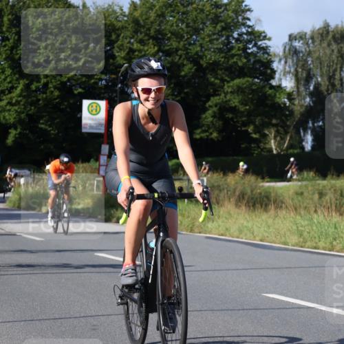 25.08.2024 - Elbe Triathlon Hamburg Fuchs,  Jonas http://msf.ph/oto/6845863 25.08.2024 09:48:40 Radfahren 352, 472, 127, 478, 311, 147 meine-sportfotos.de