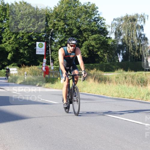 25.08.2024 - Elbe Triathlon Hamburg Fuchs,  Jonas http://msf.ph/oto/6845871 25.08.2024 09:07:23 Radfahren 190, 48, 308, 203, 100, 298, 159 meine-sportfotos.de