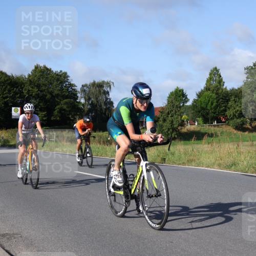 25.08.2024 - Elbe Triathlon Hamburg Fuchs,  Jonas http://msf.ph/oto/6845899 25.08.2024 09:48:41 Radfahren 472, 127, 478, 311, 147 meine-sportfotos.de