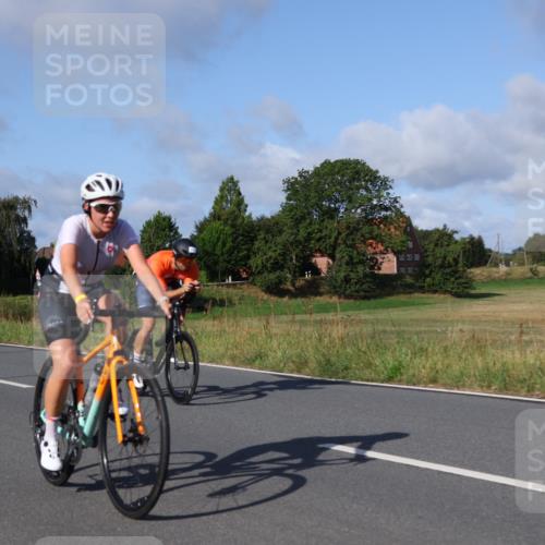 25.08.2024 - Elbe Triathlon Hamburg Fuchs,  Jonas http://msf.ph/oto/6845916 25.08.2024 09:48:42 Radfahren 472, 127, 478, 311, 147, 118 meine-sportfotos.de
