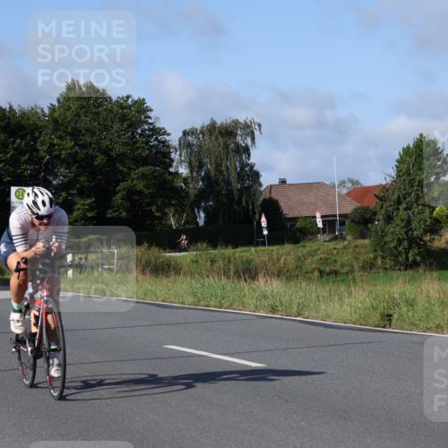 25.08.2024 - Elbe Triathlon Hamburg Fuchs,  Jonas http://msf.ph/oto/6845925 25.08.2024 09:48:42 Radfahren 472, 127, 478, 311, 147, 118 meine-sportfotos.de