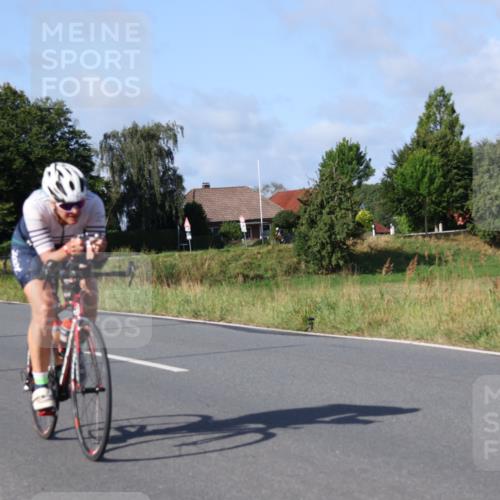 25.08.2024 - Elbe Triathlon Hamburg Fuchs,  Jonas http://msf.ph/oto/6845935 25.08.2024 09:48:42 Radfahren 472, 127, 478, 311, 147, 118 meine-sportfotos.de