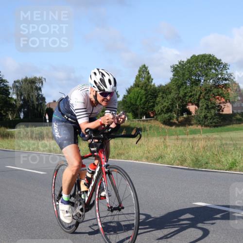 25.08.2024 - Elbe Triathlon Hamburg Fuchs,  Jonas http://msf.ph/oto/6845945 25.08.2024 09:48:43 Radfahren 472, 127, 478, 311, 147, 118, 353 meine-sportfotos.de