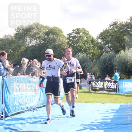 25.08.2024 - Elbe Triathlon Hamburg H.Heesch http://msf.ph/oto/6845960 25.08.2024 10:38:40 Ziel 59, 69, 70 meine-sportfotos.de