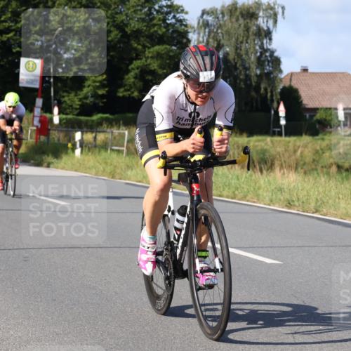 25.08.2024 - Elbe Triathlon Hamburg Fuchs,  Jonas http://msf.ph/oto/6845966 25.08.2024 09:48:49 Radfahren 118, 353, 326, 228, 145 meine-sportfotos.de
